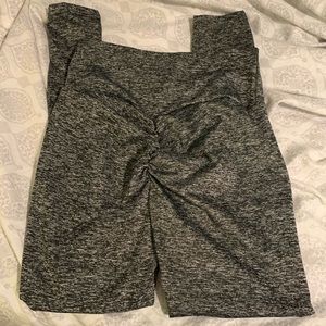 Scrunch booty leggings